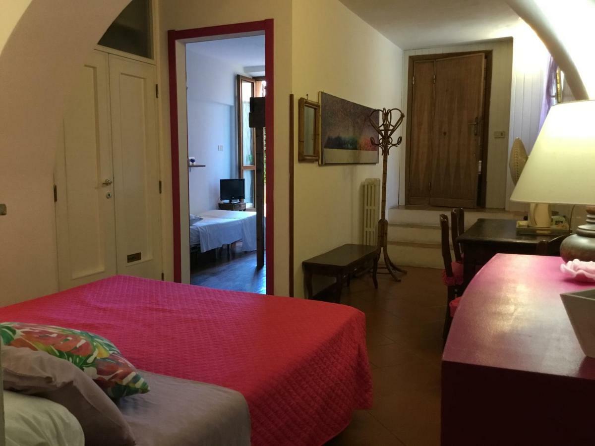 Al Giardino Di Alice Bed & Breakfast Perugia Luaran gambar