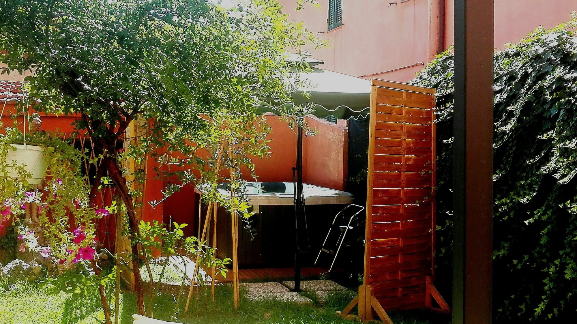 Al Giardino Di Alice Bed & Breakfast Perugia Luaran gambar