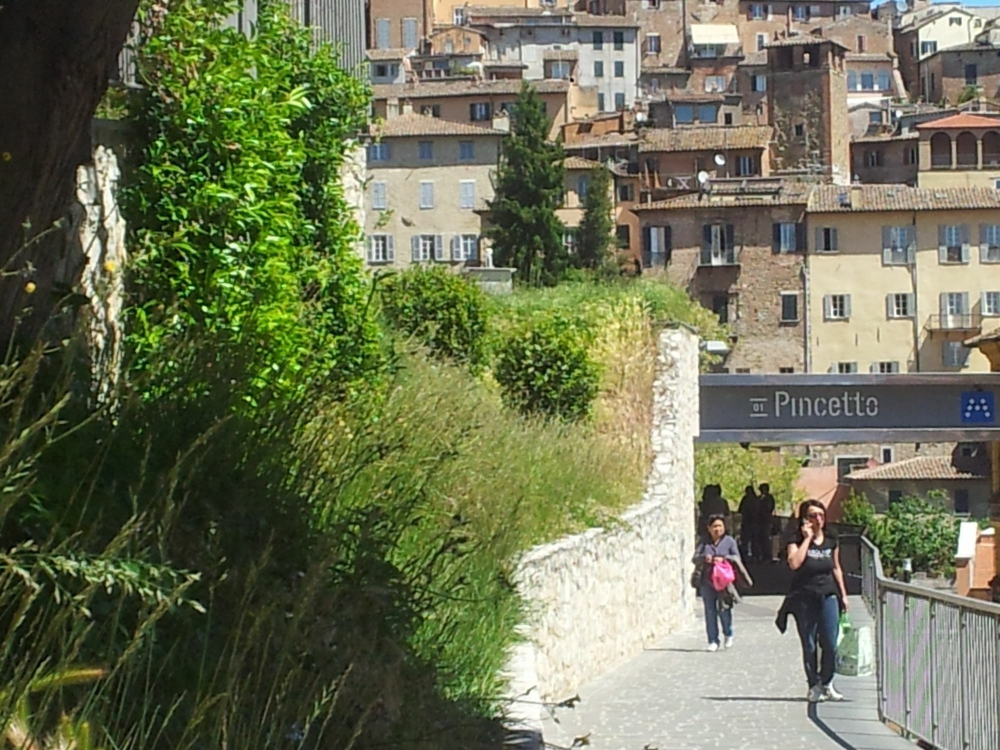 Al Giardino Di Alice Bed & Breakfast Perugia Luaran gambar