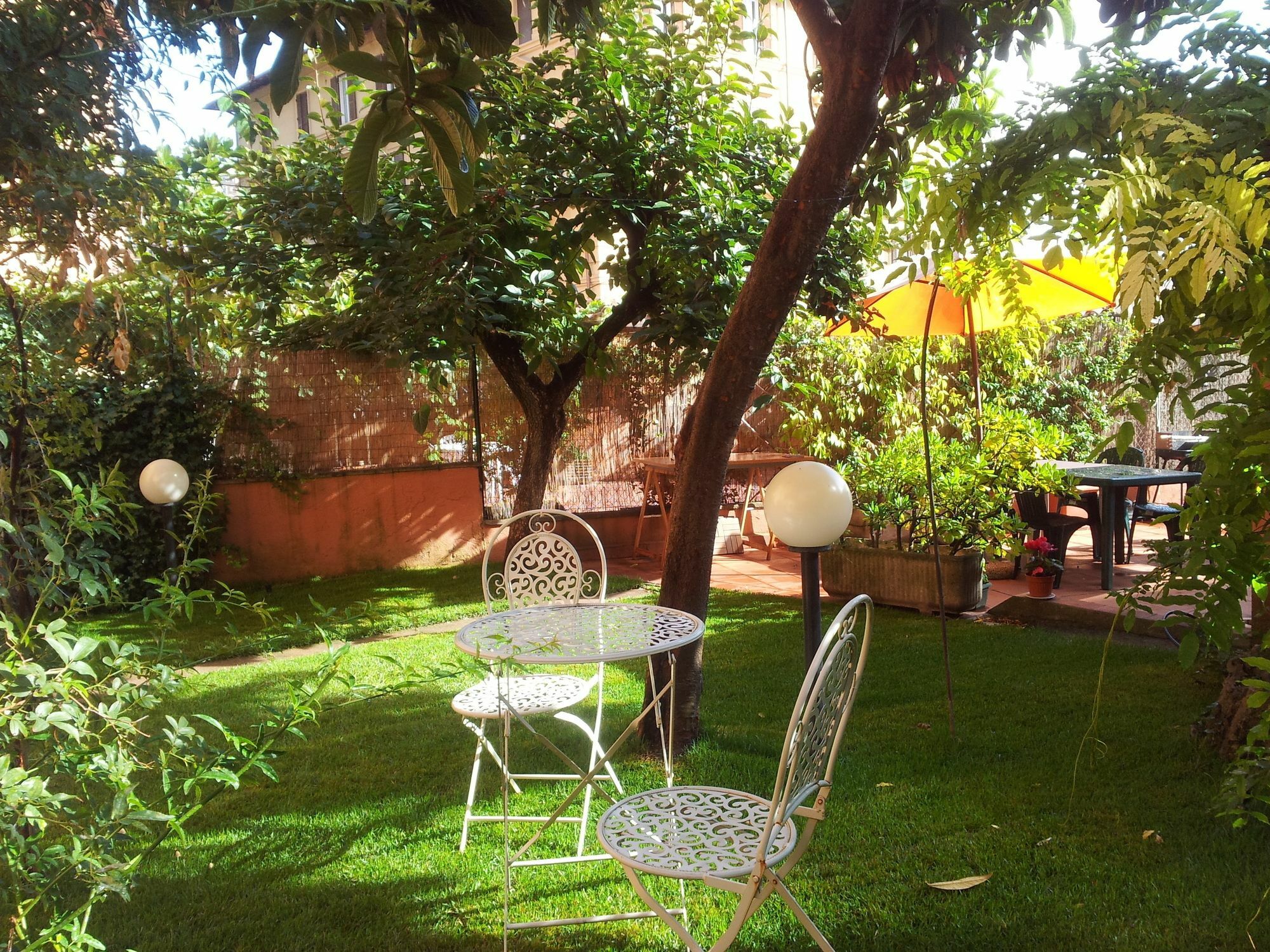 Al Giardino Di Alice Bed & Breakfast Perugia Luaran gambar